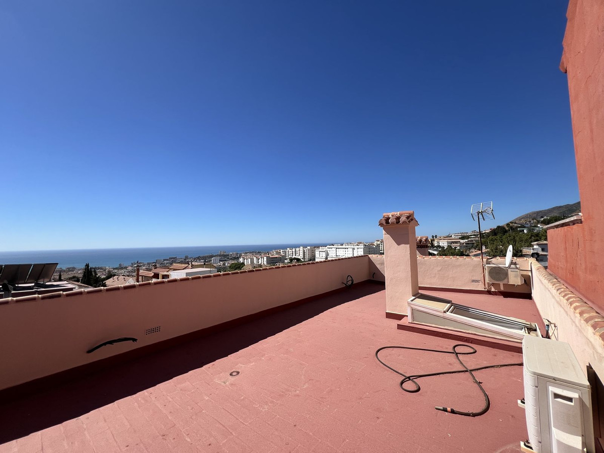 Se vende Pareada de 5 dormitorios en Costa Del Sol, Málaga, España