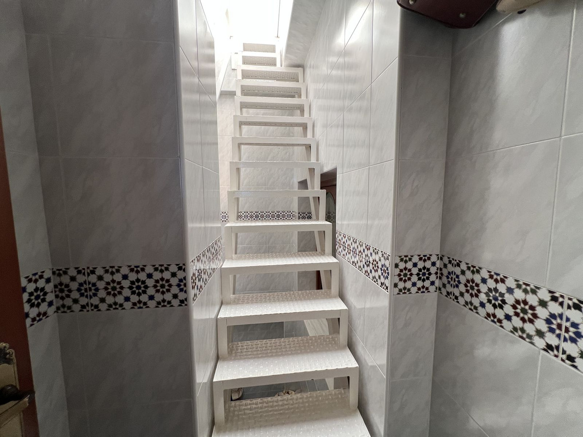 Se vende Pareada de 5 dormitorios en Costa Del Sol, Málaga, España