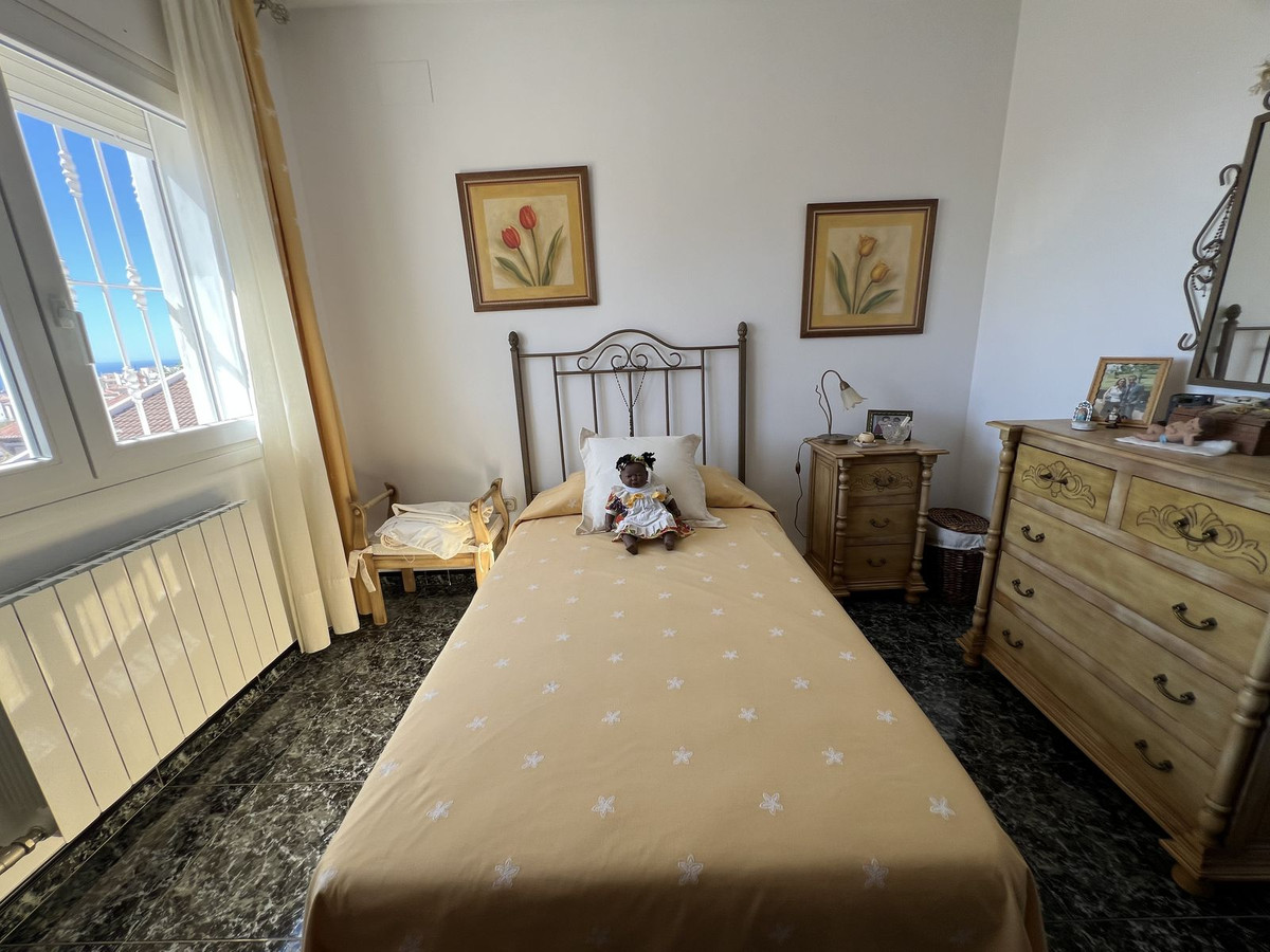 Se vende Pareada de 5 dormitorios en Costa Del Sol, Málaga, España