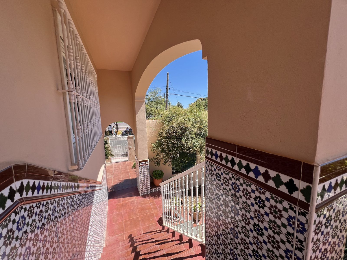 Se vende Pareada de 5 dormitorios en Costa Del Sol, Málaga, España