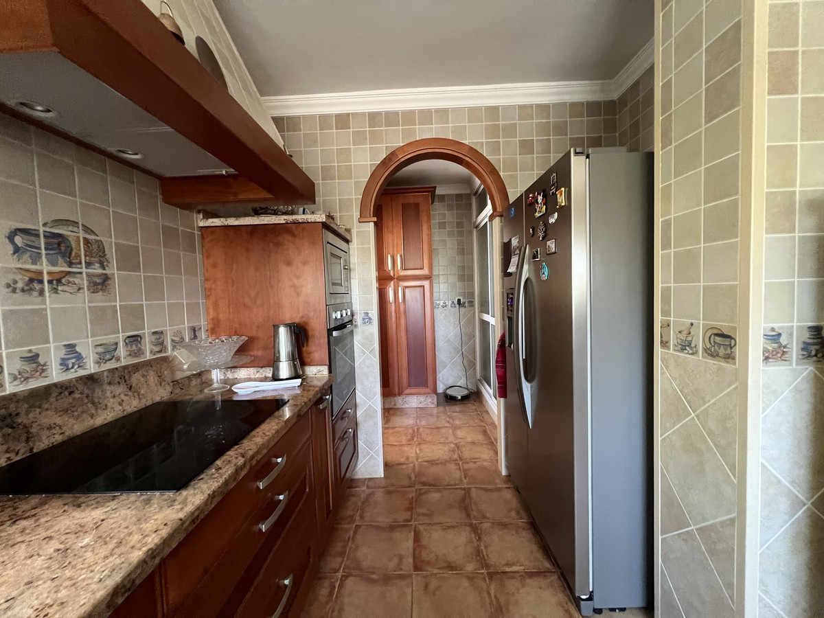 Se vende Pareada de 5 dormitorios en Costa Del Sol, Málaga, España