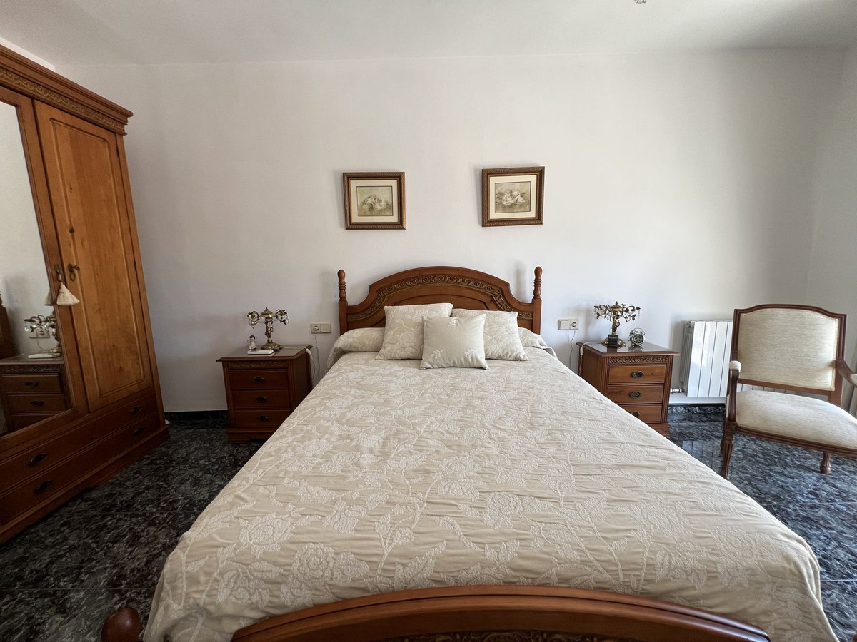 Se vende Pareada de 5 dormitorios en Costa Del Sol, Málaga, España