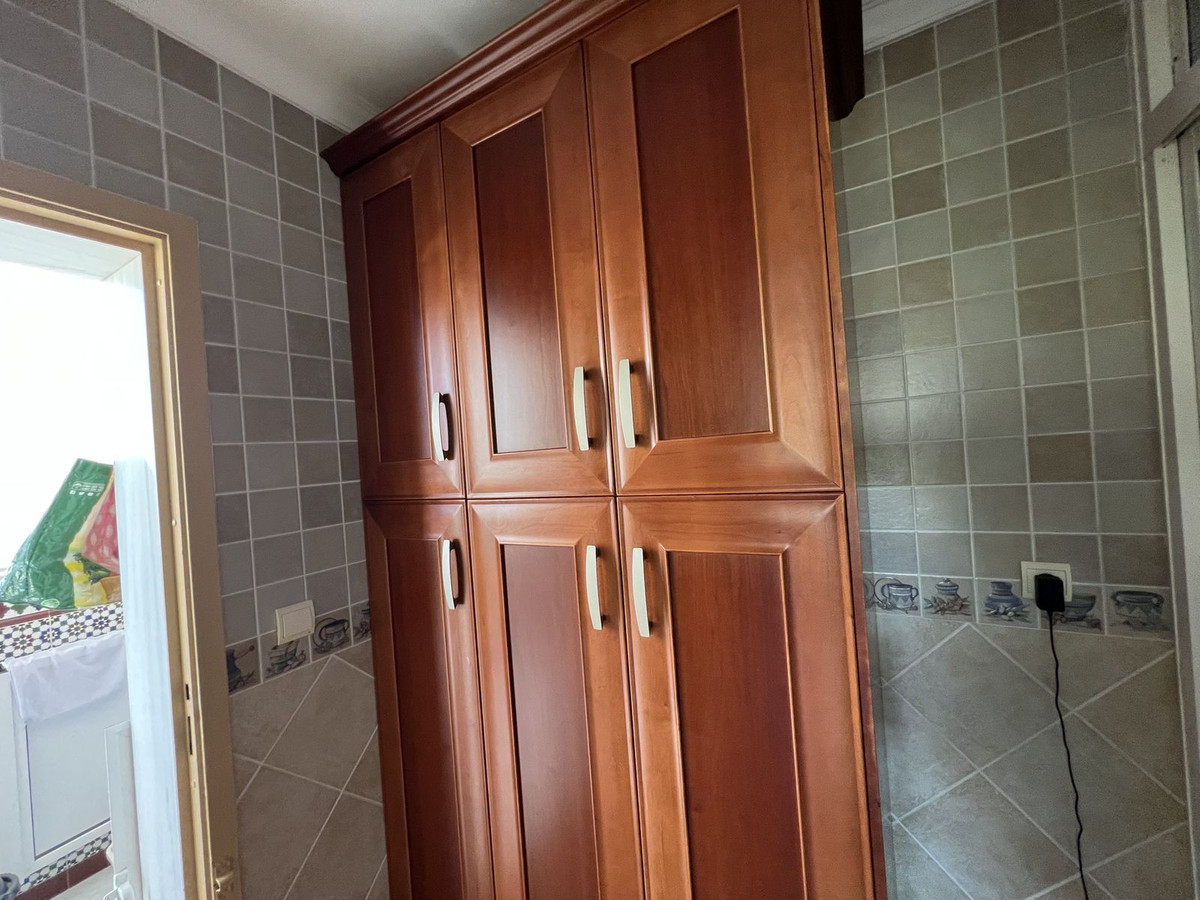 Se vende Pareada de 5 dormitorios en Costa Del Sol, Málaga, España