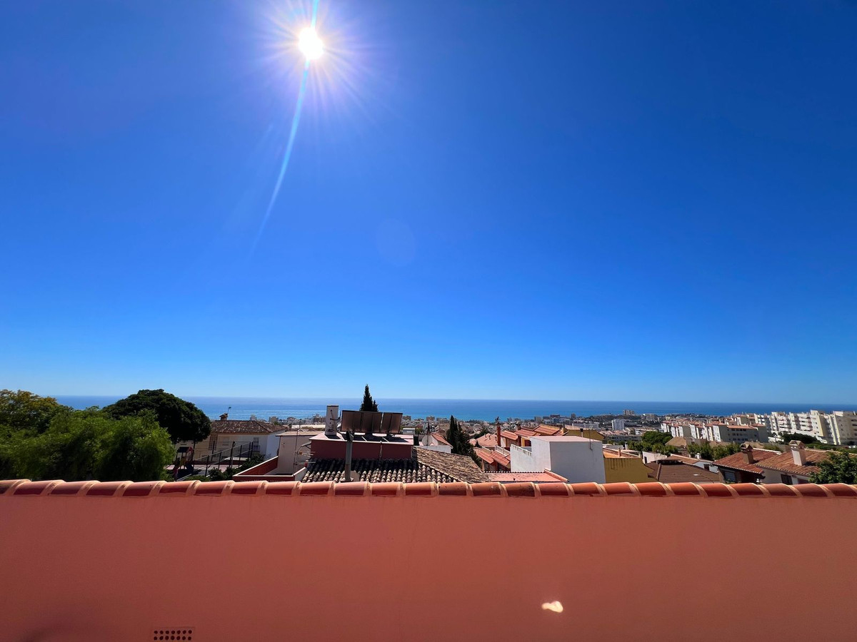 Se vende Pareada de 5 dormitorios en Costa Del Sol, Málaga, España