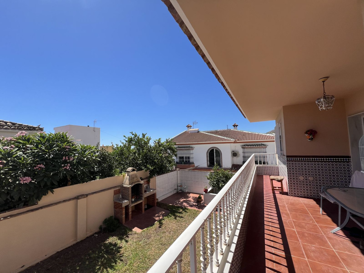 Se vende Pareada de 5 dormitorios en Costa Del Sol, Málaga, España