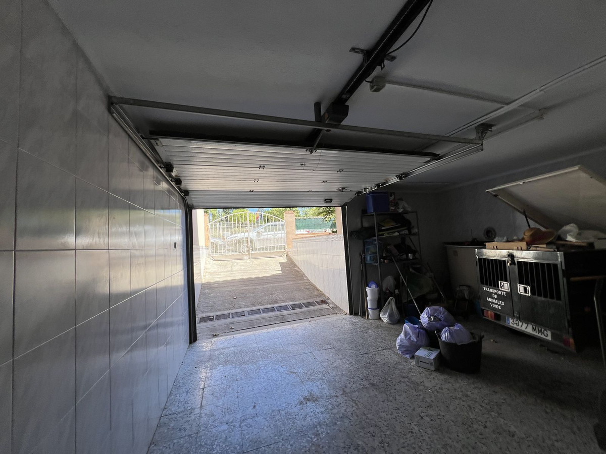 Se vende Pareada de 5 dormitorios en Costa Del Sol, Málaga, España