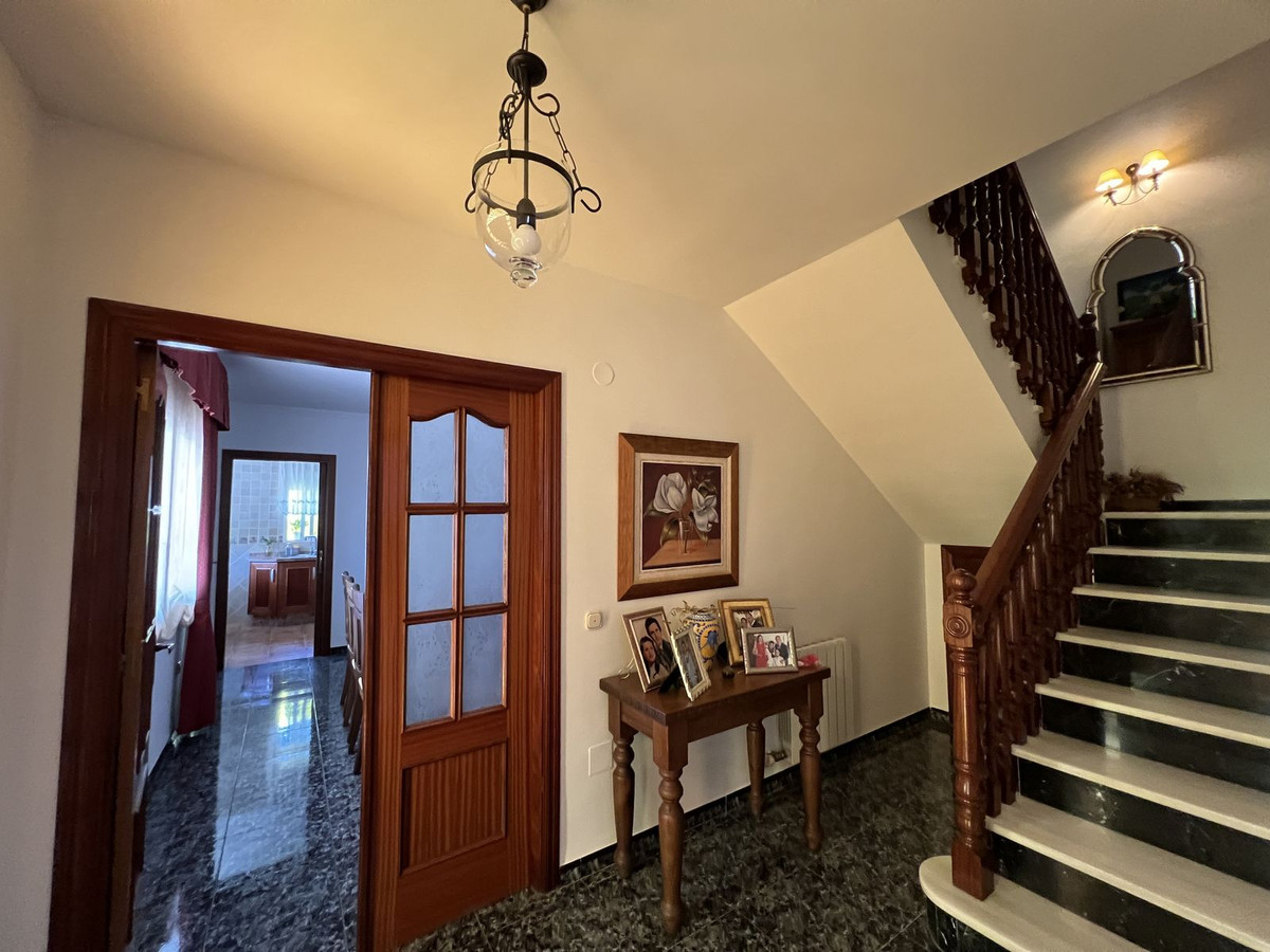 Se vende Pareada de 5 dormitorios en Costa Del Sol, Málaga, España