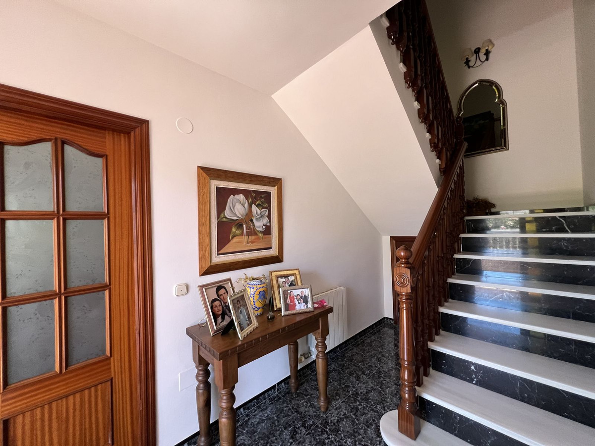Se vende Pareada de 5 dormitorios en Costa Del Sol, Málaga, España