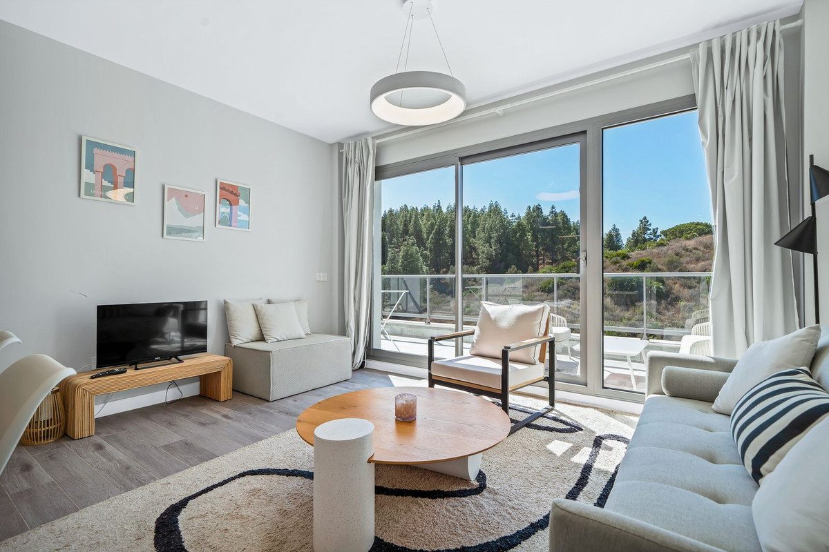 Se vende Apartamento Planta Media de 2 dormitorios en Costa Del Sol, Málaga, España