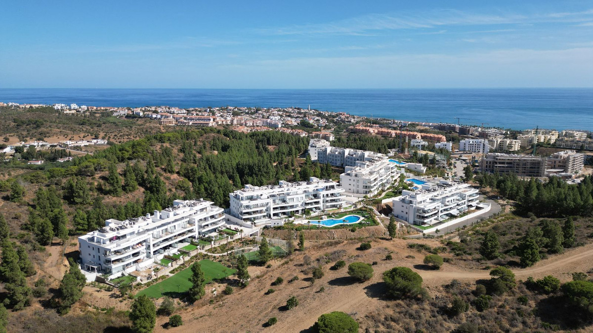 Se vende Apartamento Planta Media de 2 dormitorios en Costa Del Sol, Málaga, España