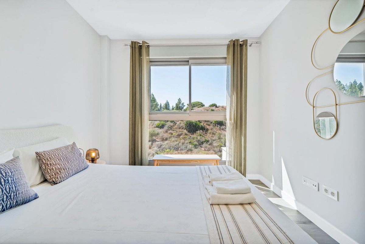 Se vende Apartamento Planta Media de 2 dormitorios en Costa Del Sol, Málaga, España