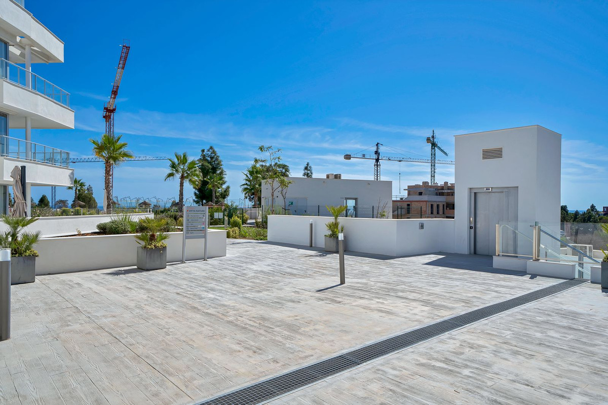 Se vende Apartamento Planta Media de 2 dormitorios en Costa Del Sol, Málaga, España