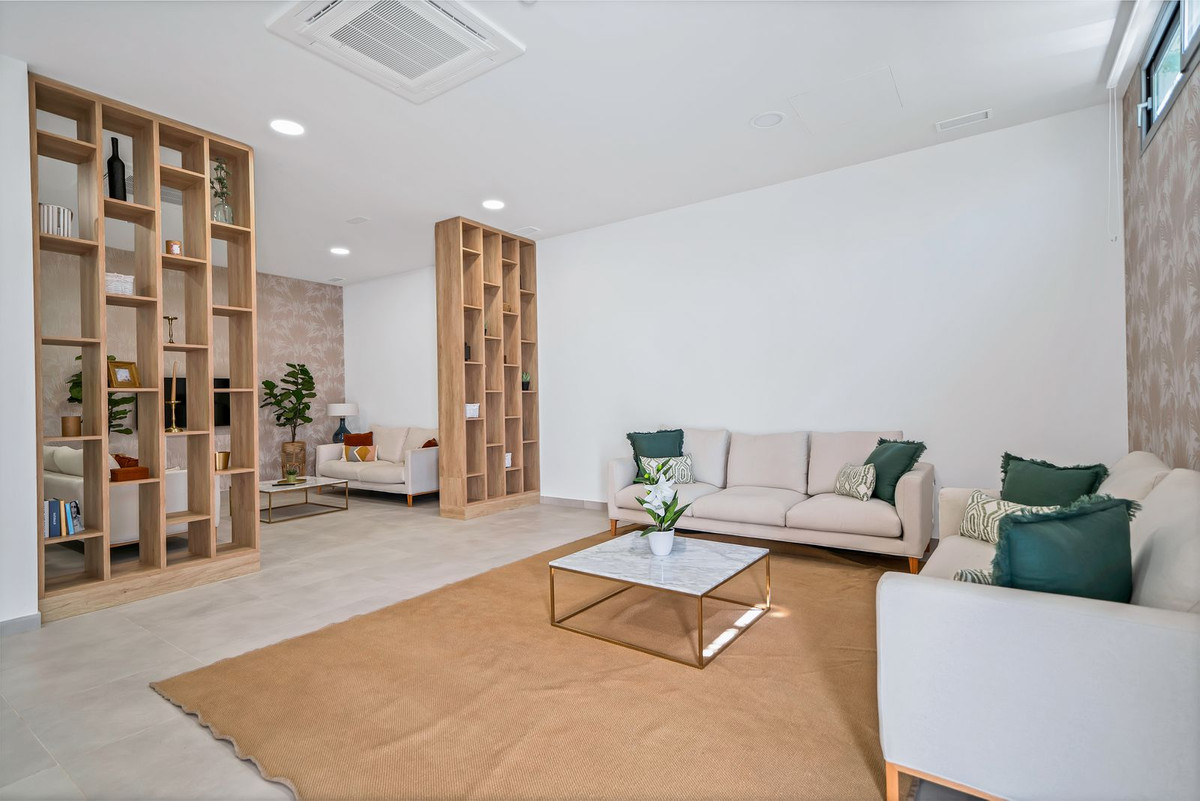 Se vende Apartamento Planta Media de 2 dormitorios en Costa Del Sol, Málaga, España