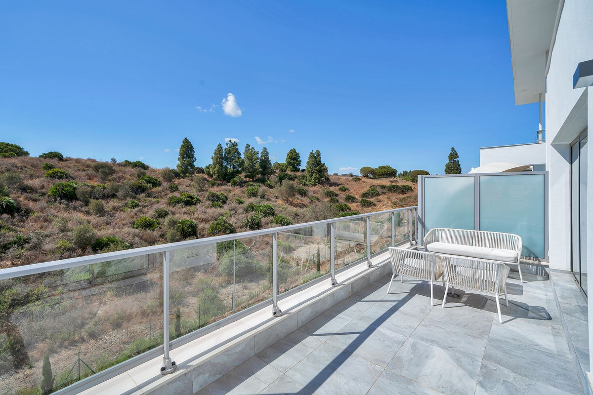 Se vende Apartamento Planta Media de 2 dormitorios en Costa Del Sol, Málaga, España