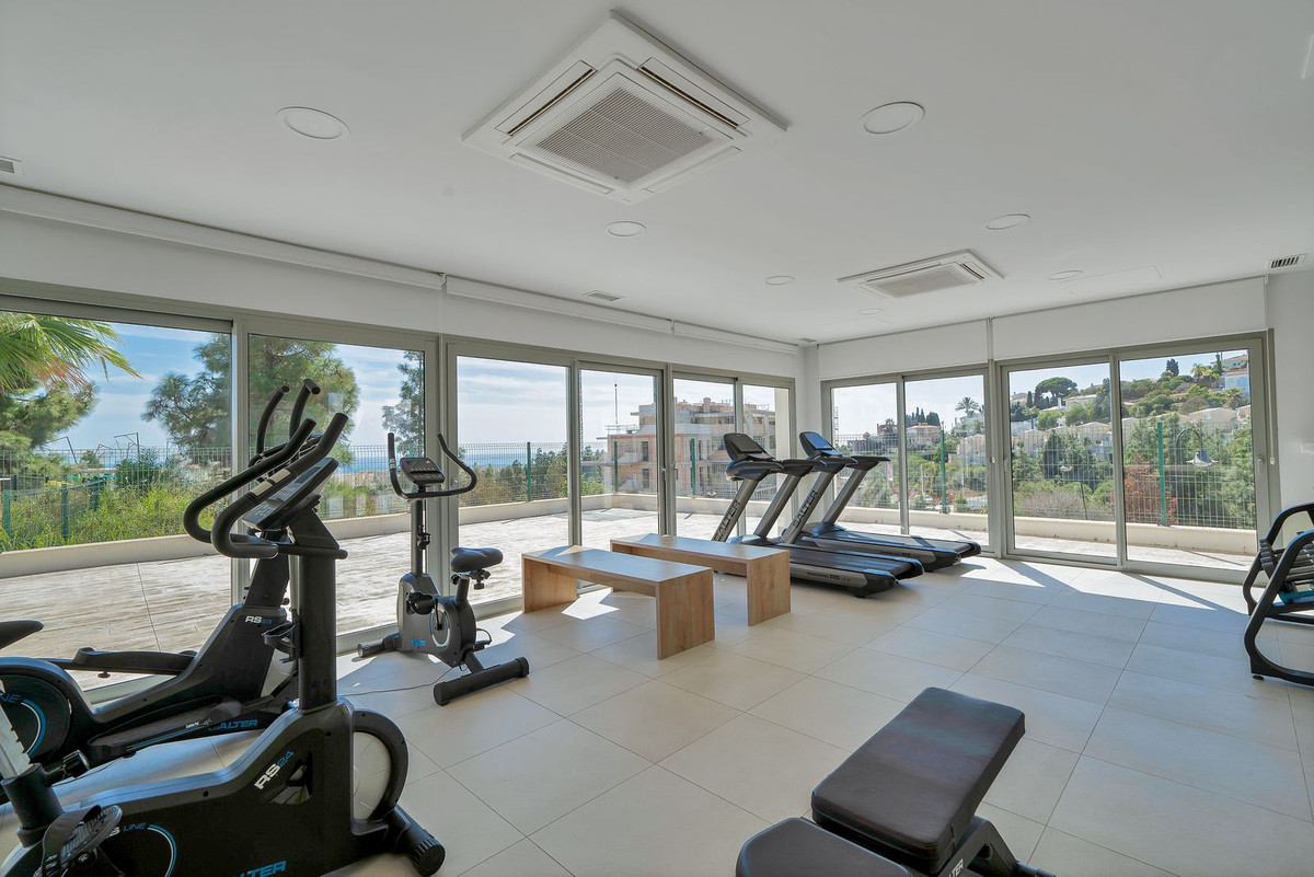 Se vende Apartamento Planta Media de 2 dormitorios en Costa Del Sol, Málaga, España