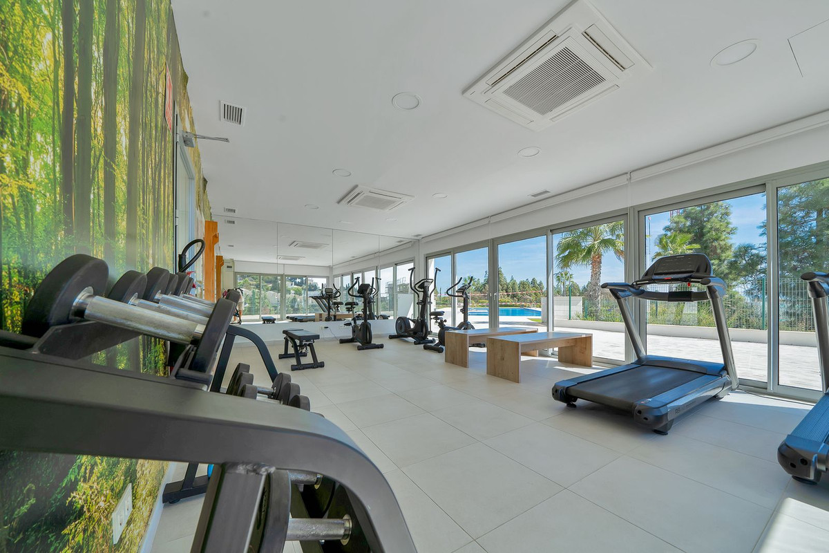 Se vende Apartamento Planta Media de 2 dormitorios en Costa Del Sol, Málaga, España