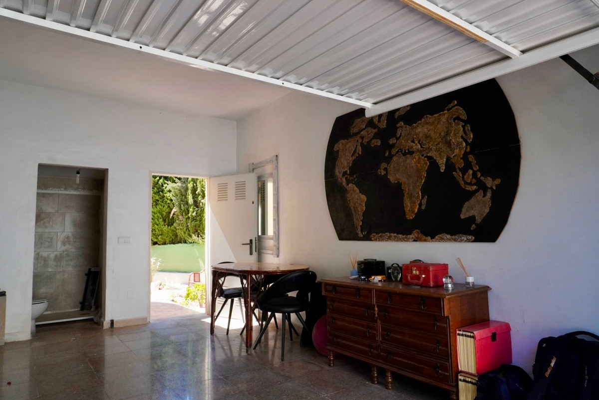 Se vende Villa - Chalet de 5 dormitorios en Costa Blanca, Alicante, España