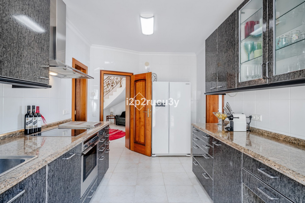 Se vende Villa - Chalet de 3 dormitorios en Costa Blanca, Alicante, España