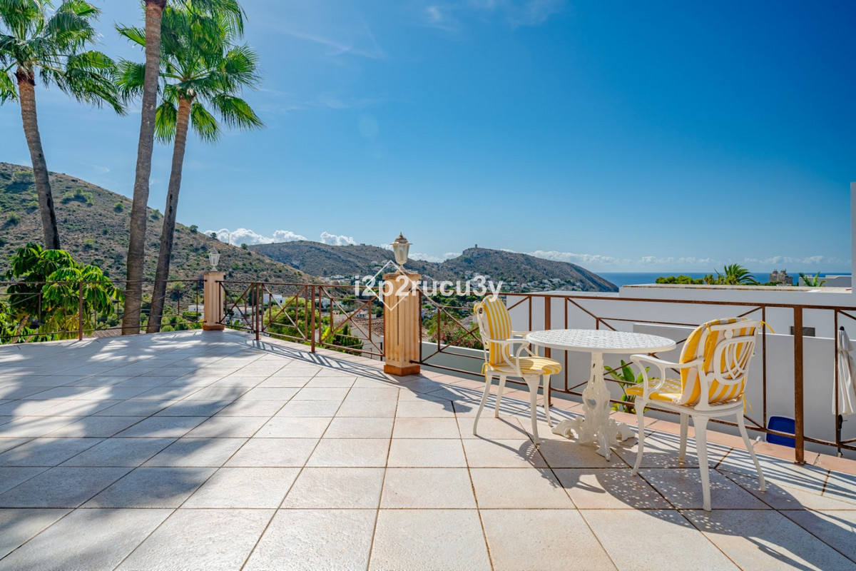 Se vende Villa - Chalet de 3 dormitorios en Costa Blanca, Alicante, España