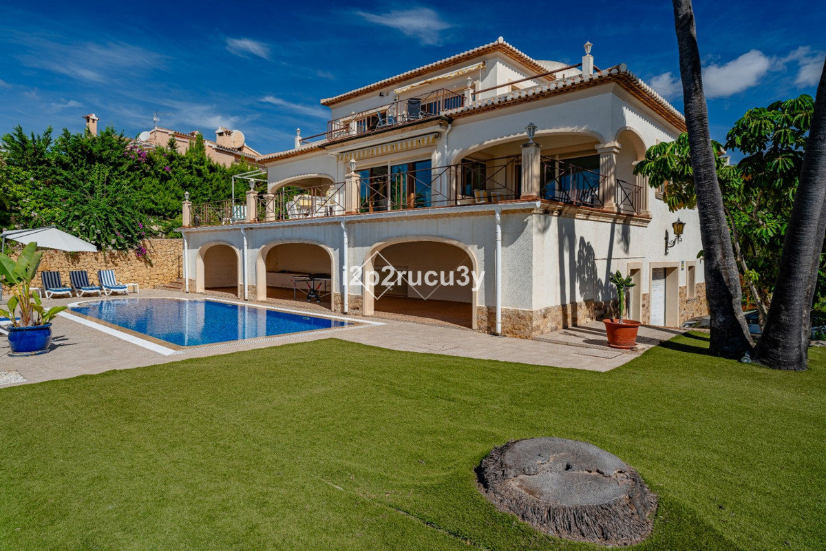 Se vende Villa - Chalet de 3 dormitorios en Costa Blanca, Alicante, España