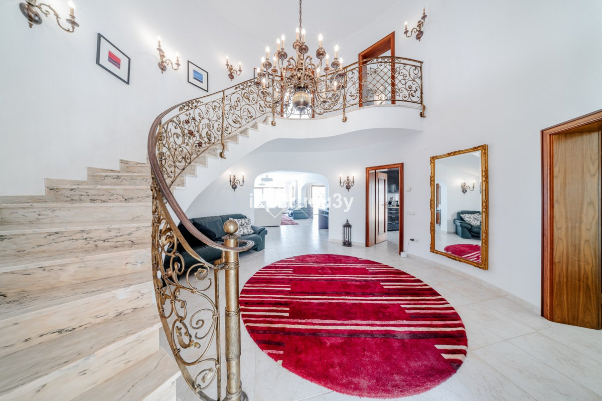 Se vende Villa - Chalet de 3 dormitorios en Costa Blanca, Alicante, España