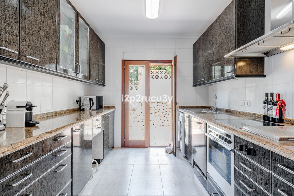 Se vende Villa - Chalet de 3 dormitorios en Costa Blanca, Alicante, España