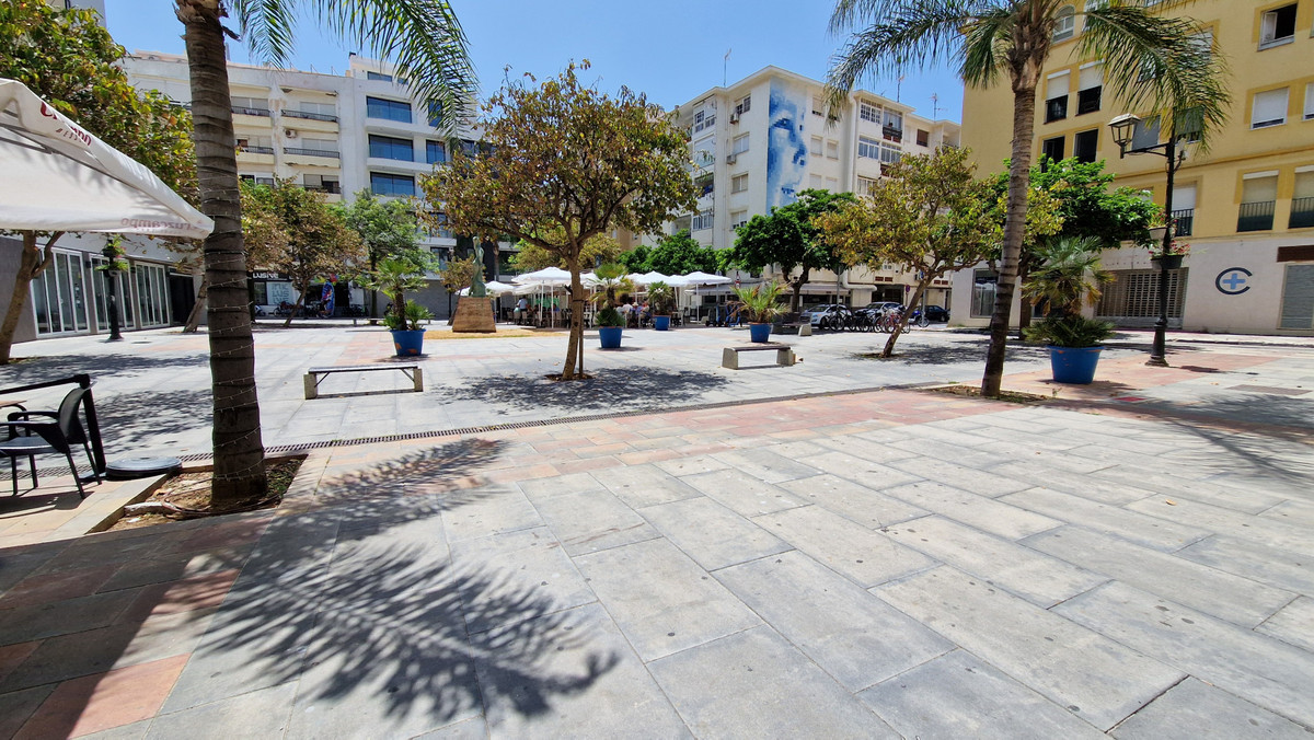 3 Bed Apartment for sale in Estepona Costa Del Sol, Málaga, Spain