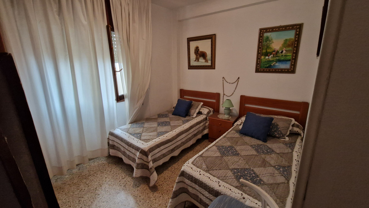 3 Bed Apartment for sale in Estepona Costa Del Sol, Málaga, Spain