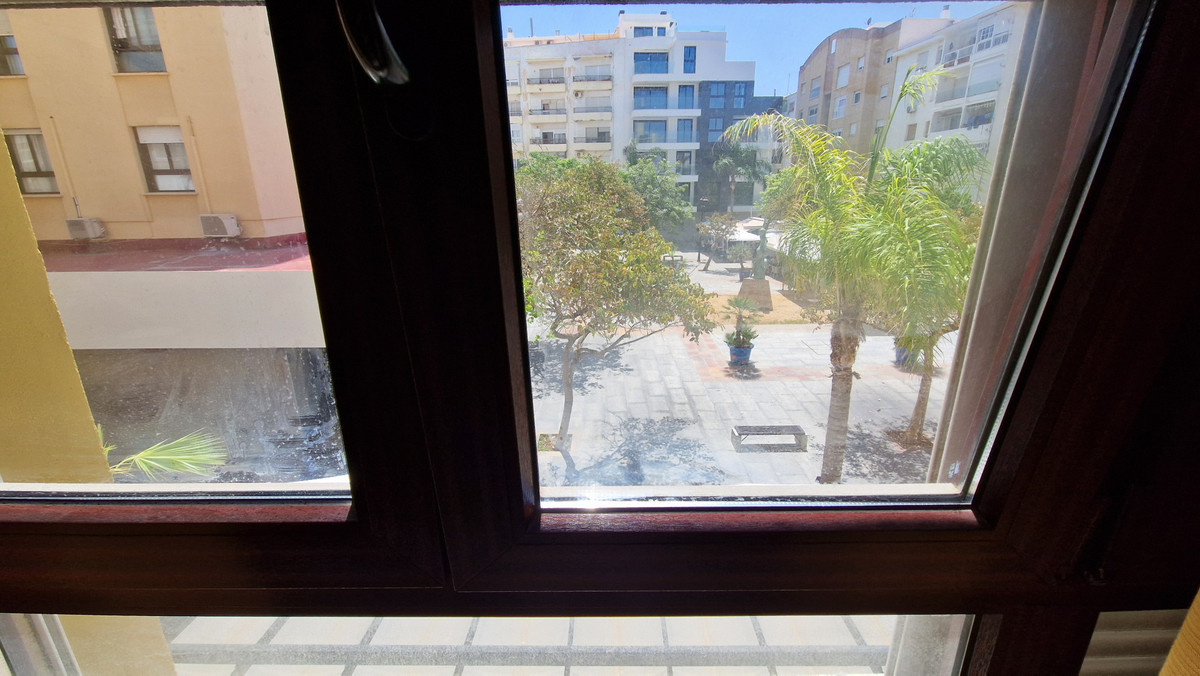 3 Bed Apartment for sale in Estepona Costa Del Sol, Málaga, Spain