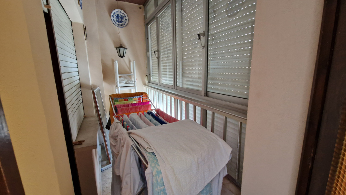 3 Bed Apartment for sale in Estepona Costa Del Sol, Málaga, Spain