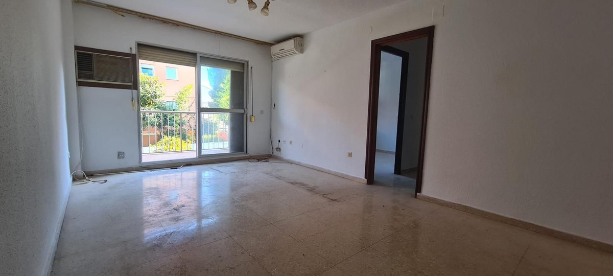 Se vende Apartamento Planta Media de 3 dormitorios en Costa Del Sol, Málaga, España