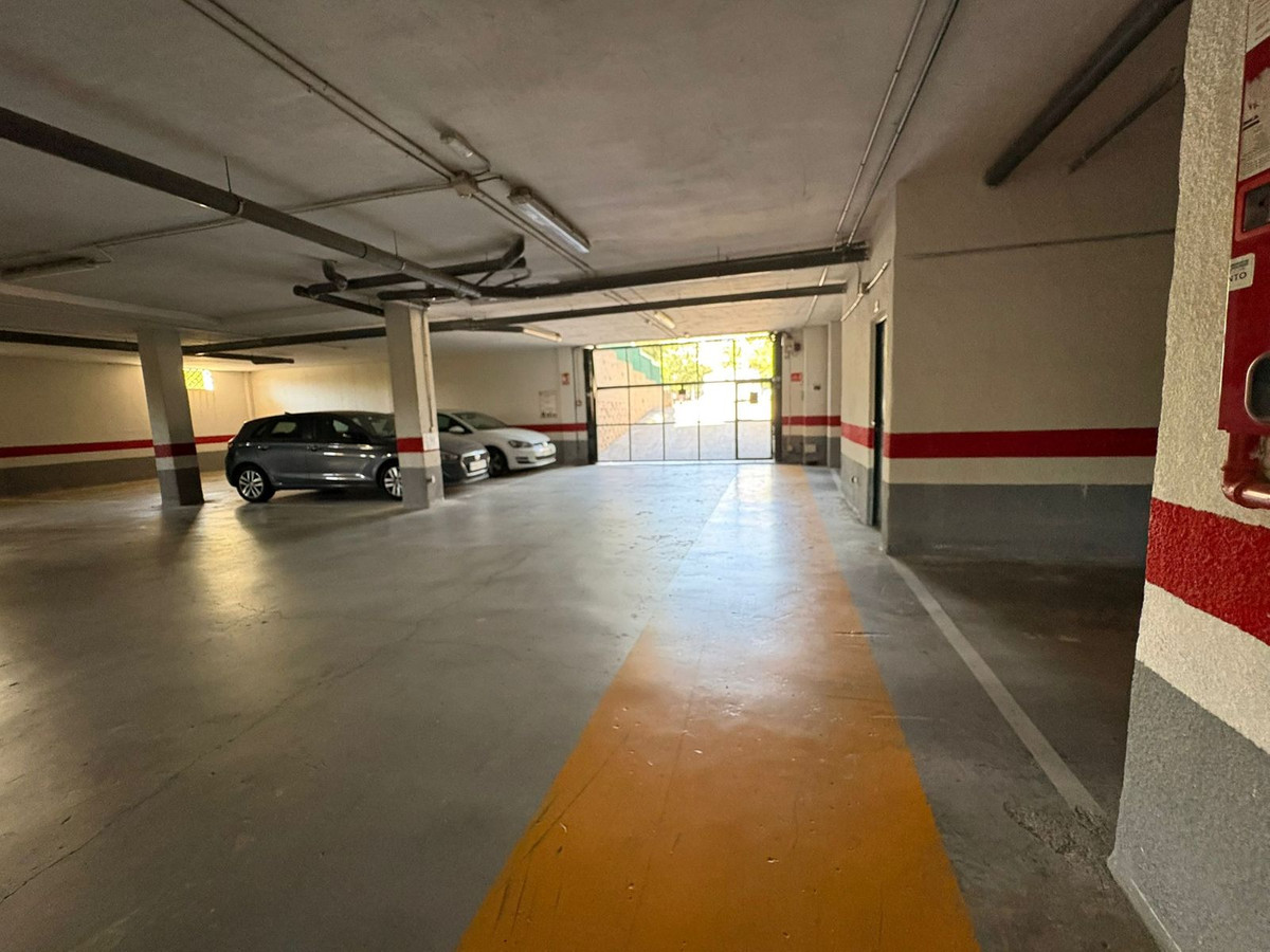 2 Bed Apartment for sale in Benalmadena Costa Del Sol, Málaga, Spain