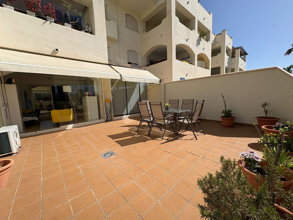 2 Bed Apartment for sale in Benalmadena Costa Del Sol, Málaga, Spain
