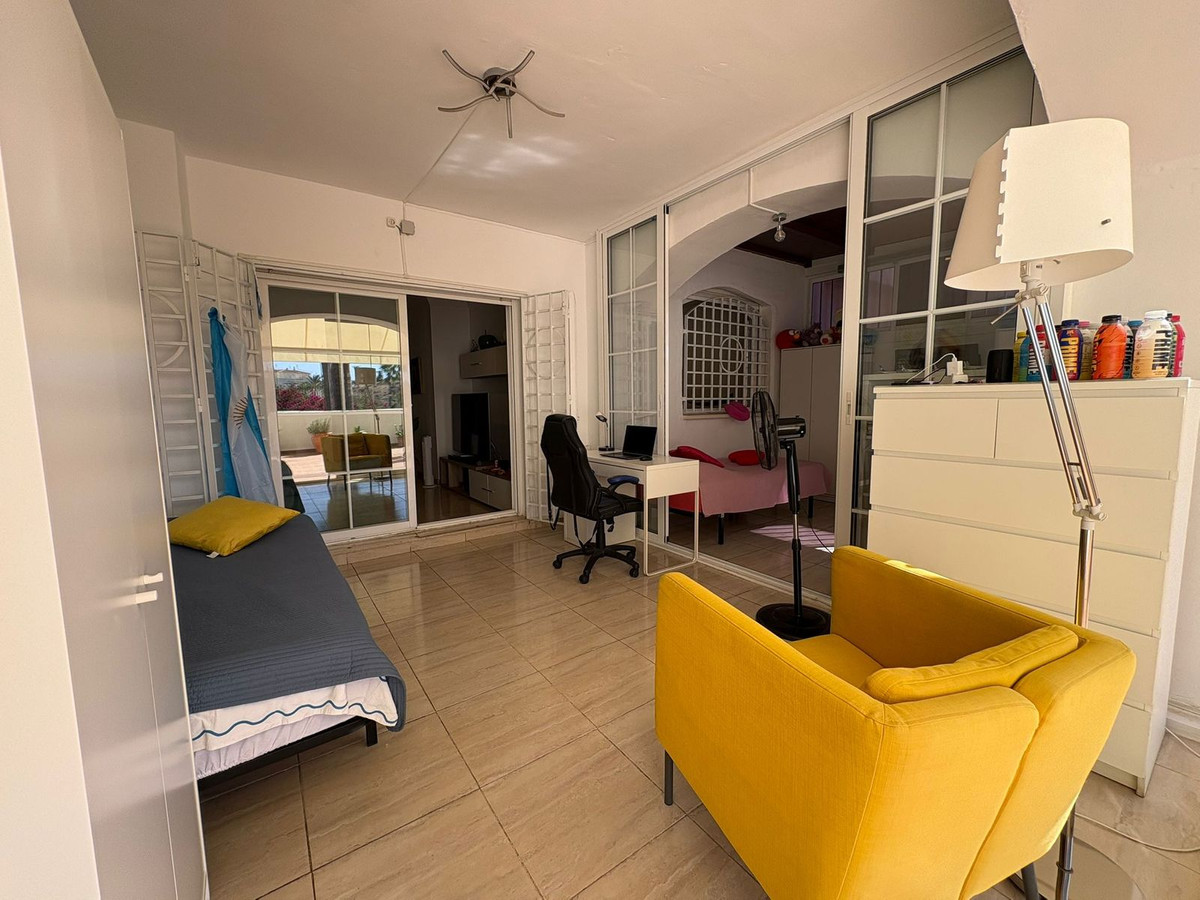 2 Bed Apartment for sale in Benalmadena Costa Del Sol, Málaga, Spain