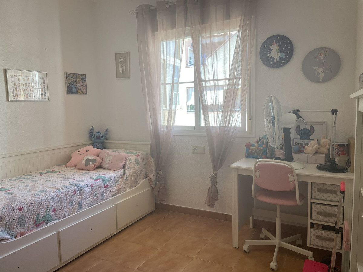 3 Bed Apartment for sale in Estepona Costa Del Sol, Málaga, Spain
