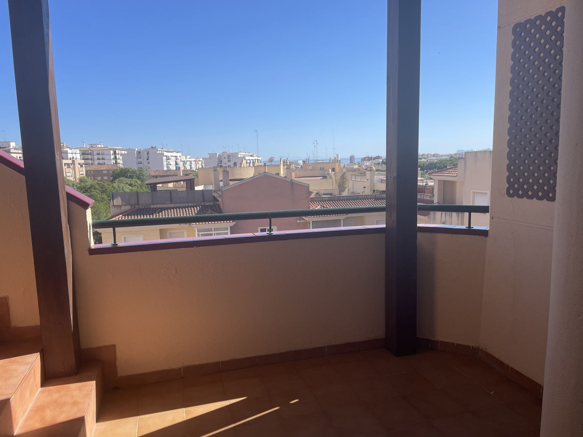 3 Bed Apartment for sale in Estepona Costa Del Sol, Málaga, Spain