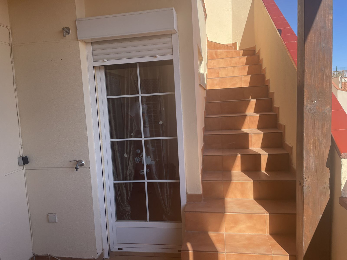 3 Bed Apartment for sale in Estepona Costa Del Sol, Málaga, Spain