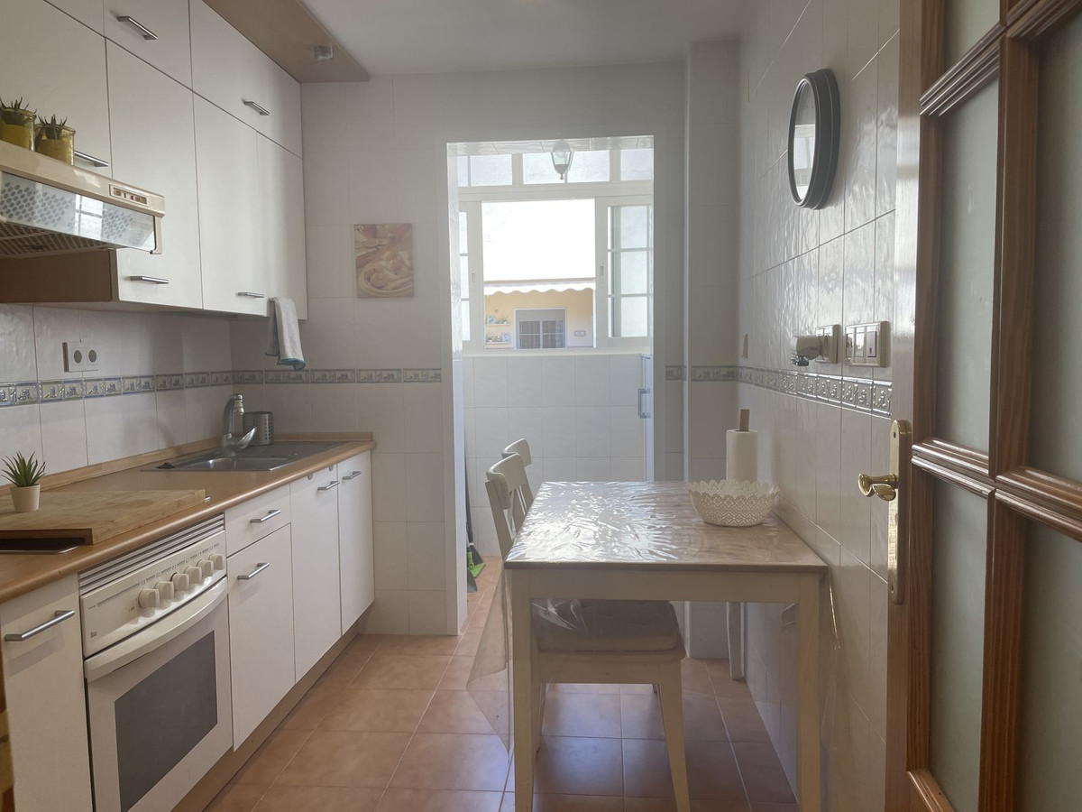 3 Bed Apartment for sale in Estepona Costa Del Sol, Málaga, Spain