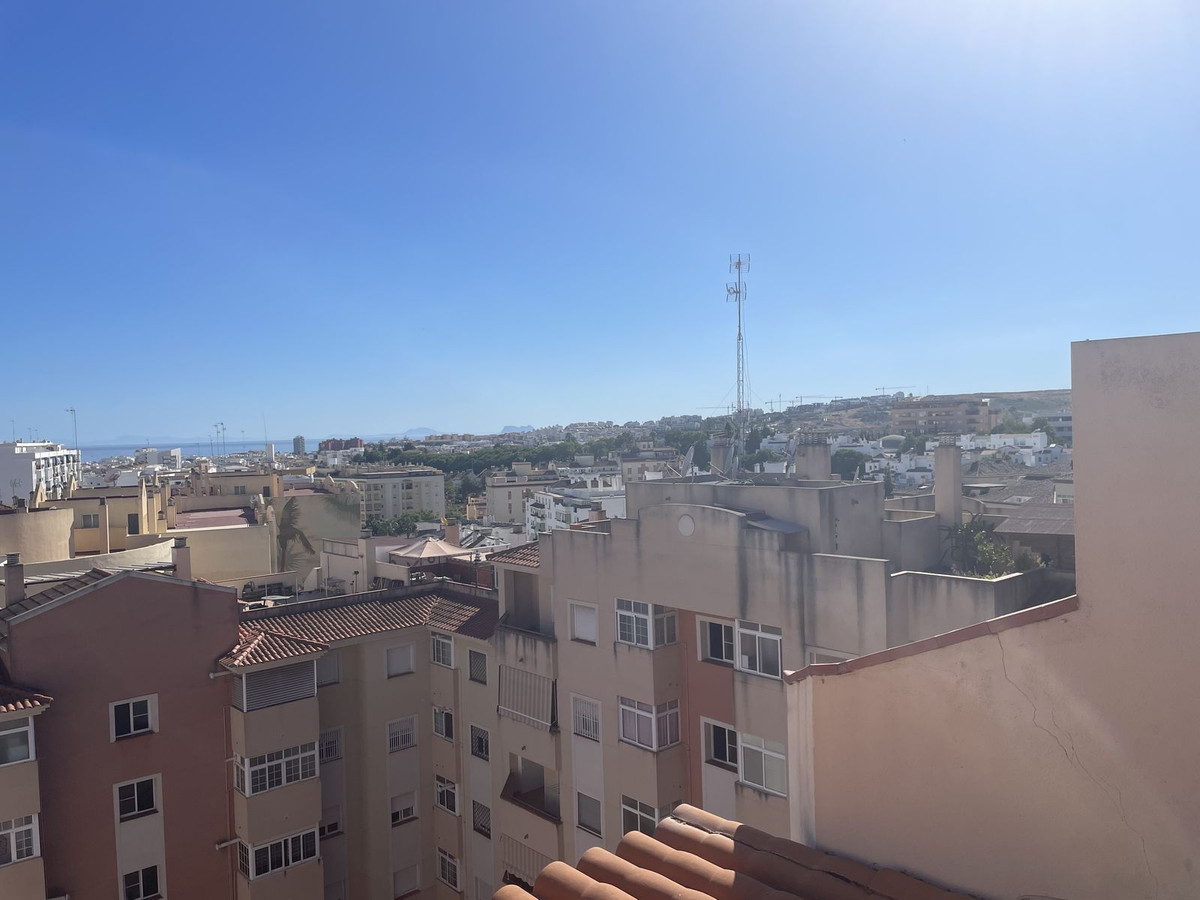 3 Bed Apartment for sale in Estepona Costa Del Sol, Málaga, Spain