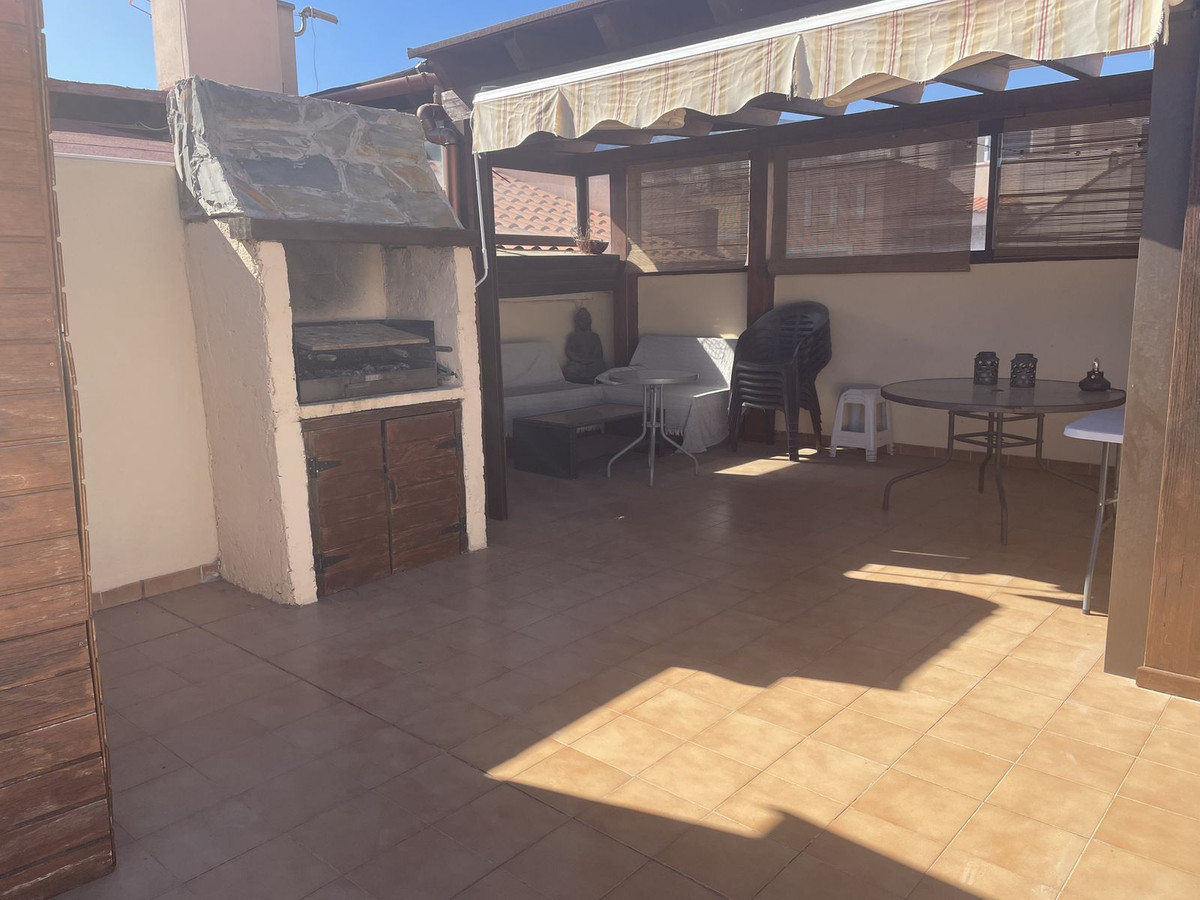 3 Bed Apartment for sale in Estepona Costa Del Sol, Málaga, Spain