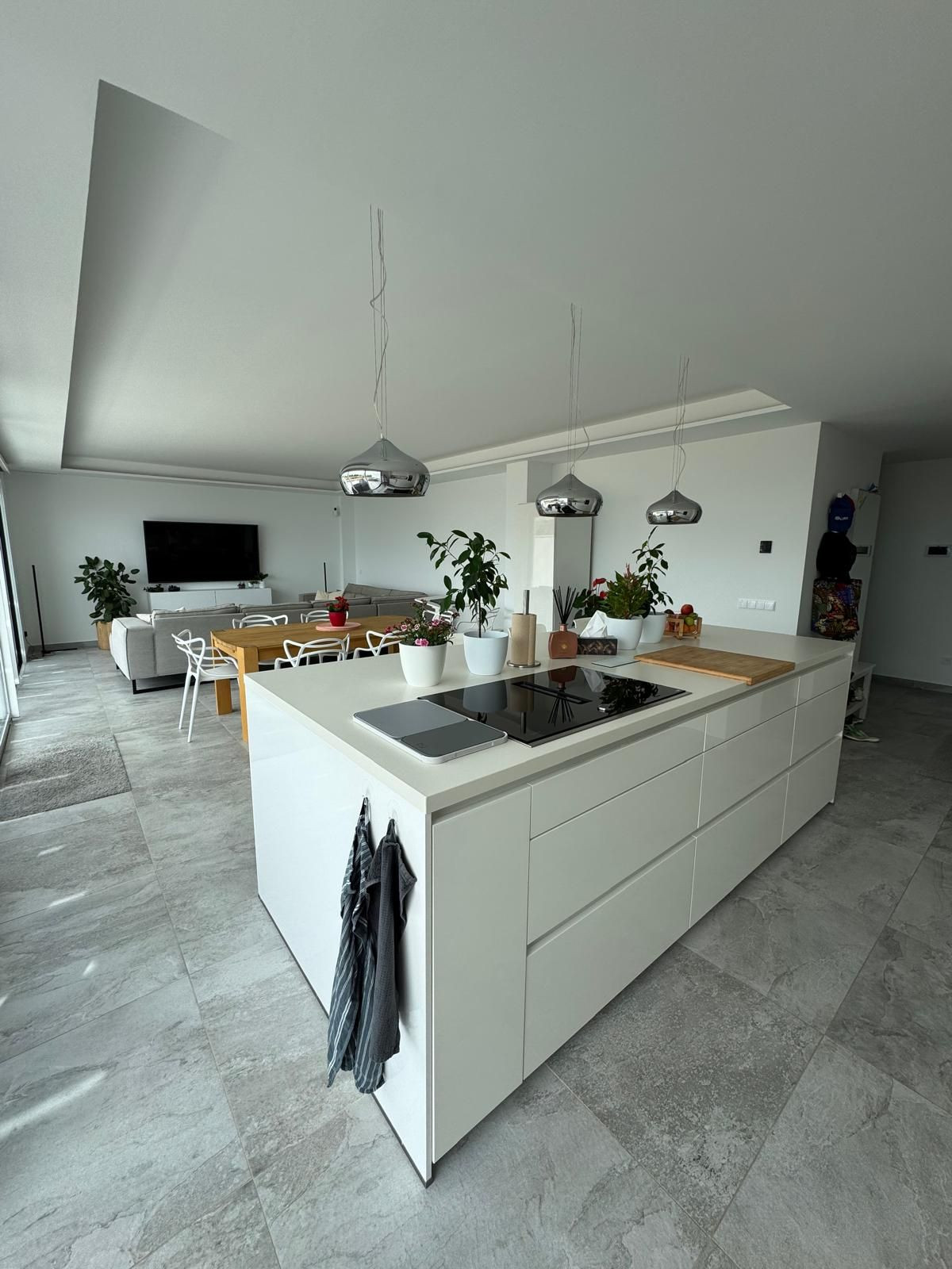 3 Bed Apartment for sale in La Capellania Costa Del Sol, Málaga, Spain