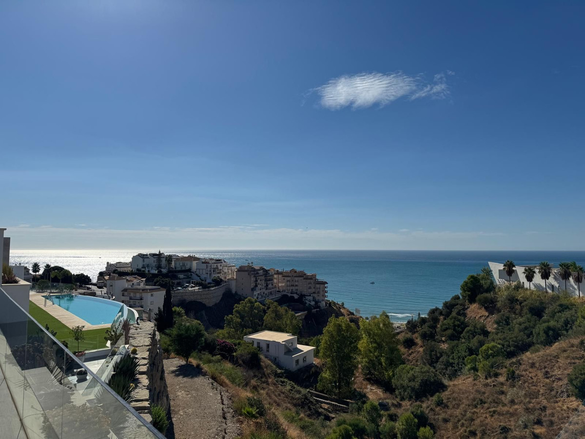 3 Bed Apartment for sale in La Capellania Costa Del Sol, Málaga, Spain