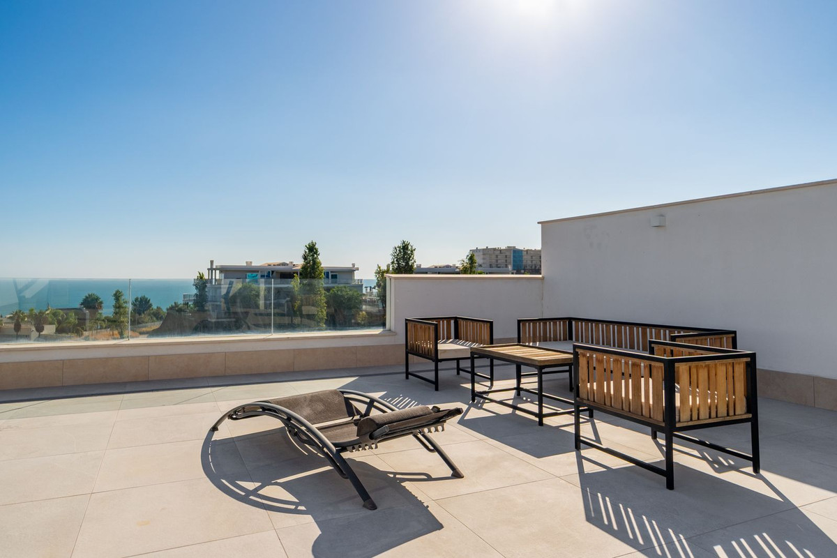 3 Bed Apartment for sale in La Capellania Costa Del Sol, Málaga, Spain