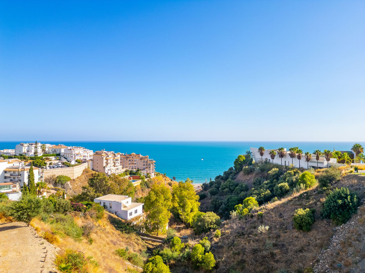 3 Bed Apartment for sale in La Capellania Costa Del Sol, Málaga, Spain