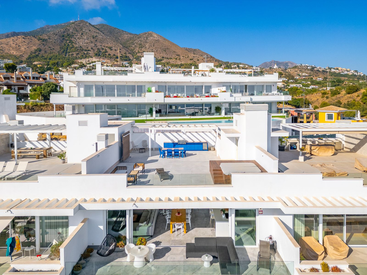 3 Bed Apartment for sale in La Capellania Costa Del Sol, Málaga, Spain