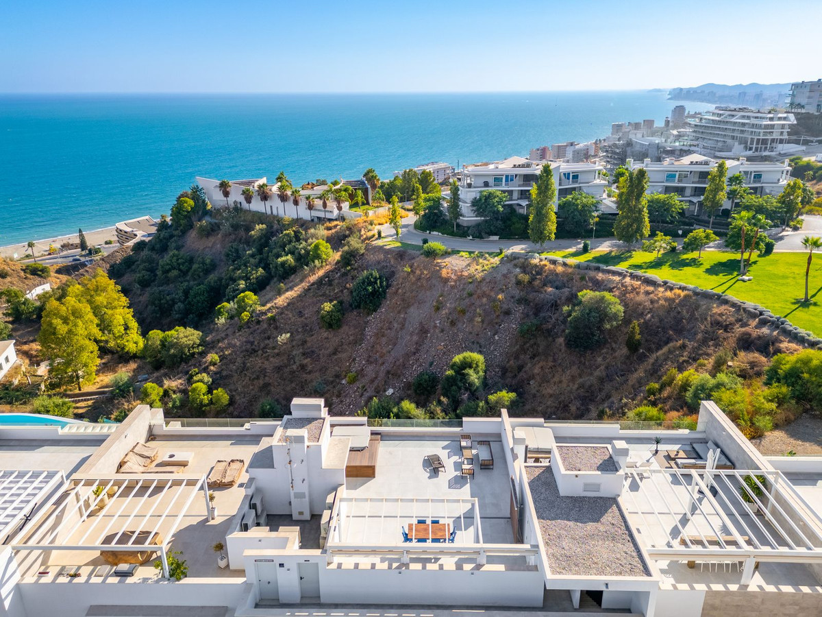 3 Bed Apartment for sale in La Capellania Costa Del Sol, Málaga, Spain