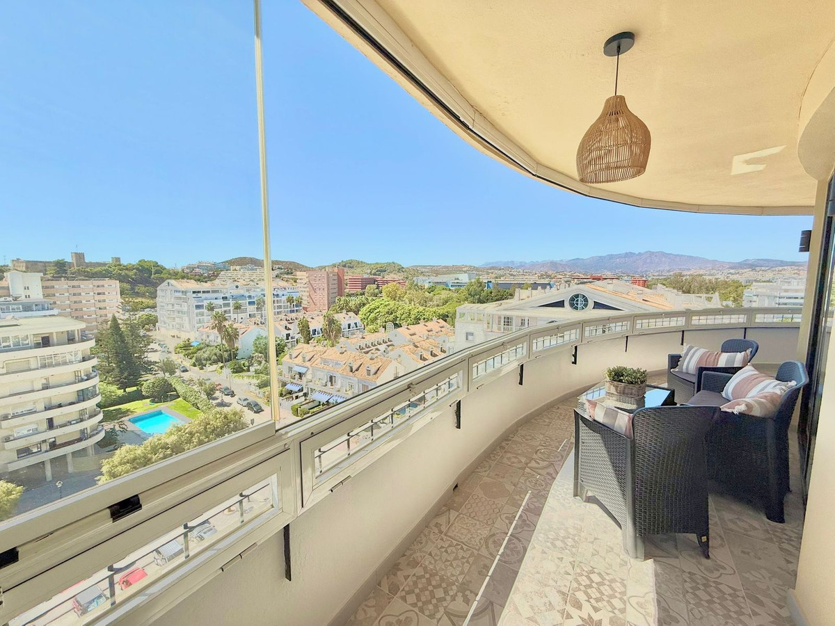 2 Bed Apartment for sale in Fuengirola Costa Del Sol, Málaga, Spain