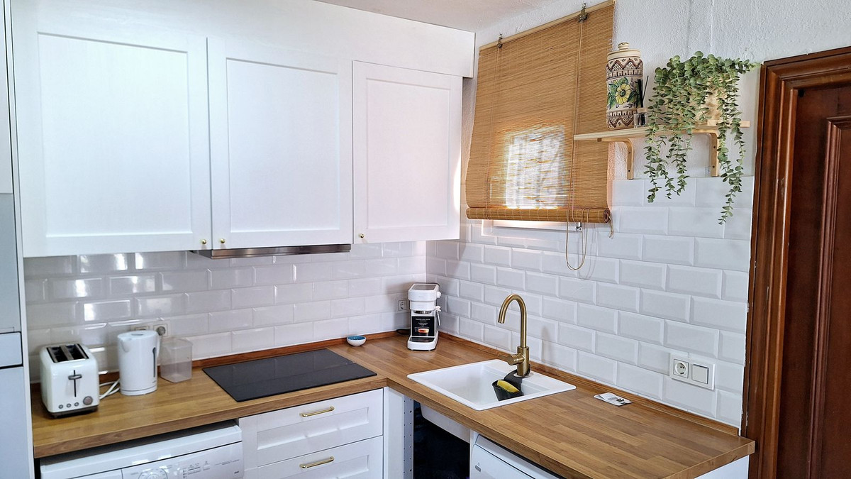 3 Bed Townhouse for sale in Manilva Costa Del Sol, Málaga, Spain