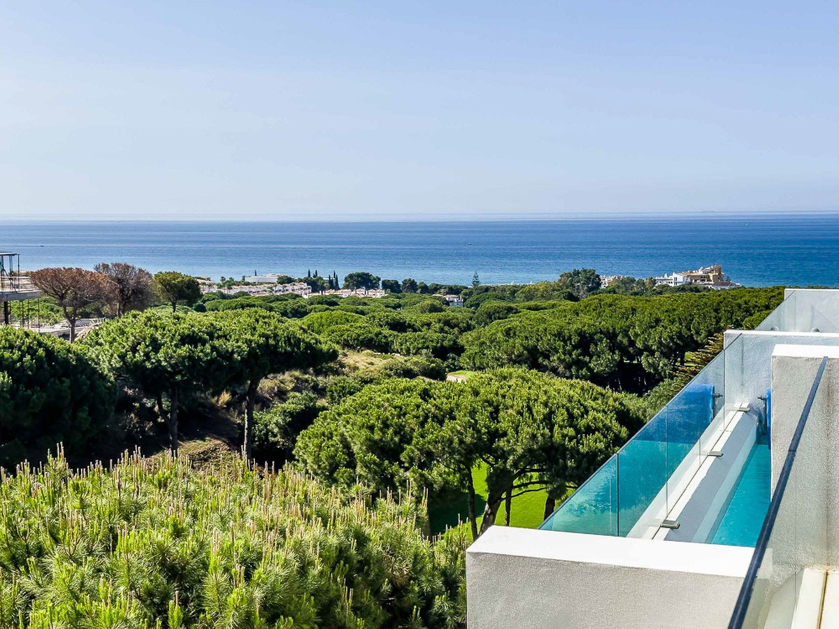 3 Bed Townhouse for sale in Marbella Costa Del Sol, Málaga, Spain