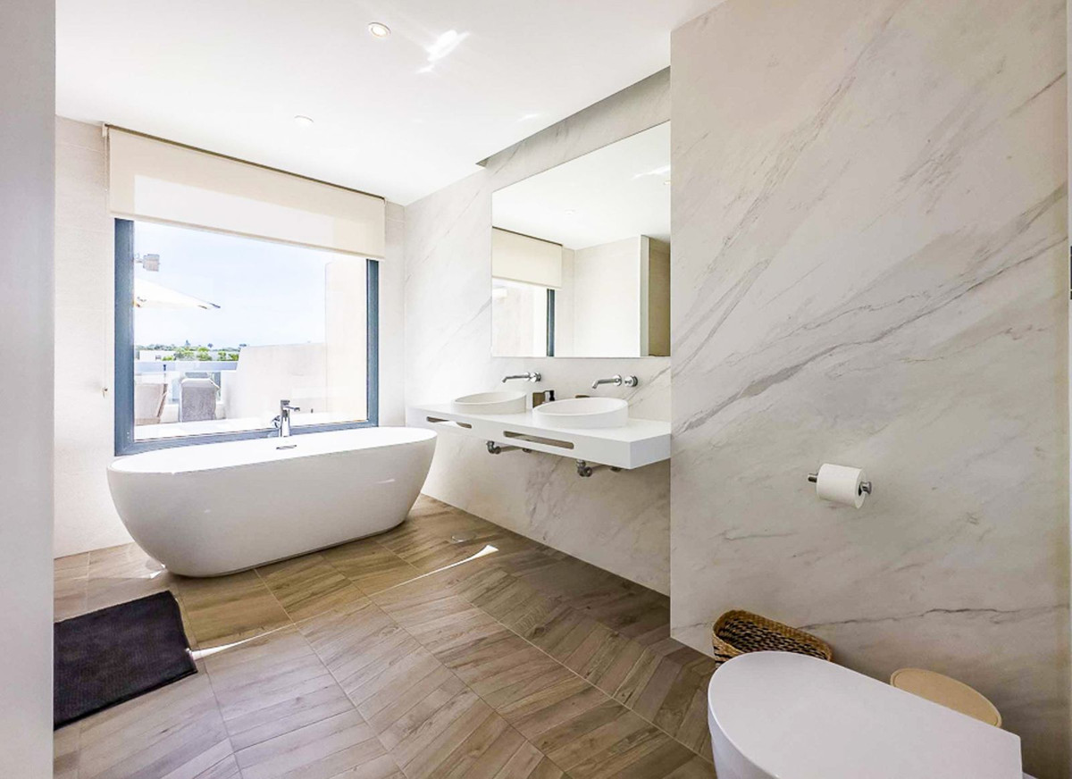 3 Bed Townhouse for sale in Marbella Costa Del Sol, Málaga, Spain
